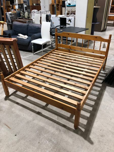 Double Bed - Ref
