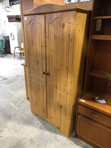 Double Wardrobe - REF