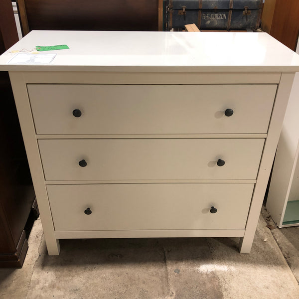 Chest of Drawers - REF