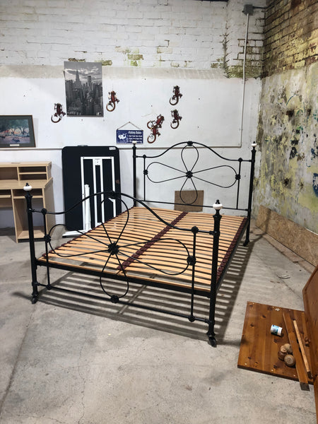 King Size Metal Bed