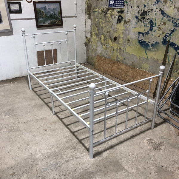 Metal Single Bed