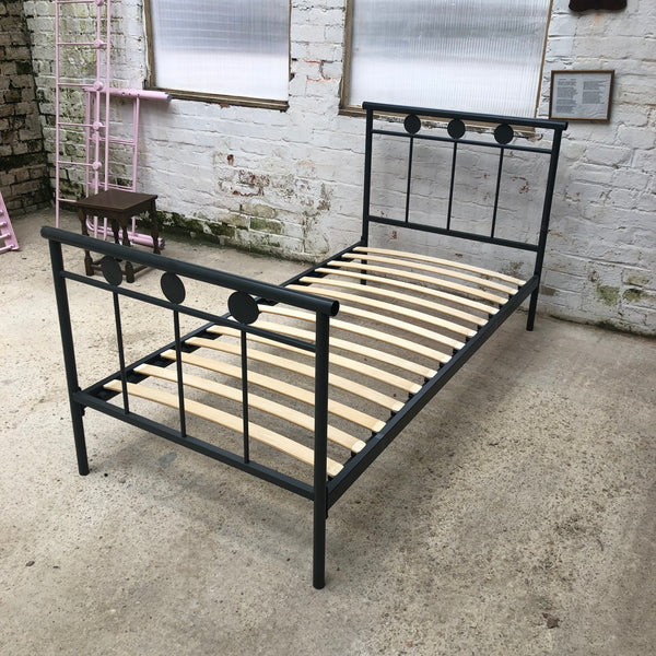 Metal Single Bed - Ref