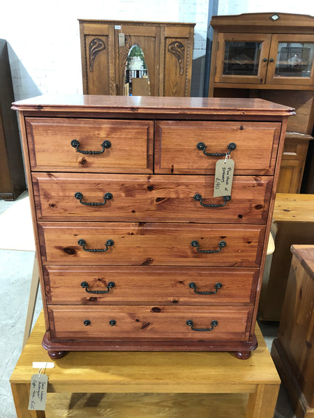 Pine Chest of Drawers
