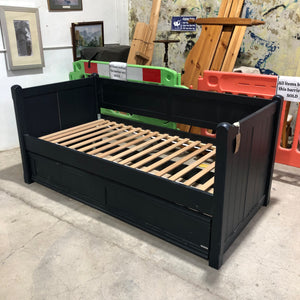 Navy Day Bed