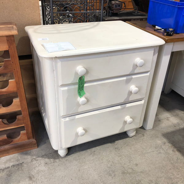 Chest of Drawers - Ref