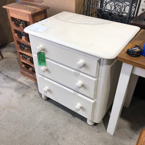 Chest of Drawers - Ref