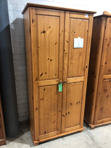 Pine Wardrobe - Ref