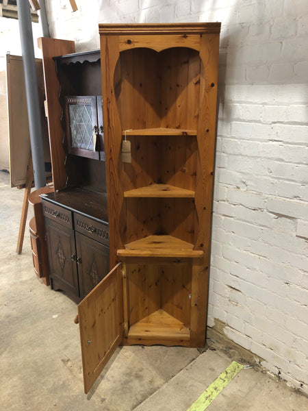 Pine Corner Unit