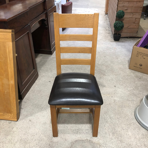 Extending Solid Oak Table & Six Chairs - REF