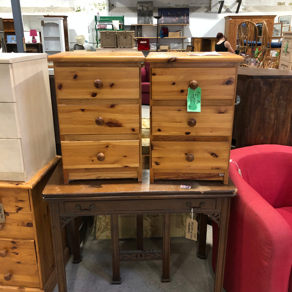 Pair of Beside Drawers - REF