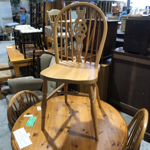 Pine Dining Table & Four Chairs - REF