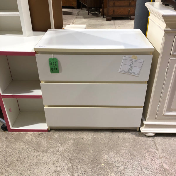 White Chest Of Drawers - REF