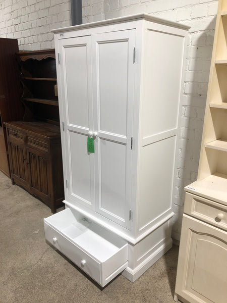 White Wardrobe - REF
