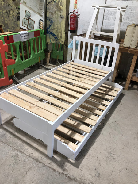 White Trundle Bed - REF