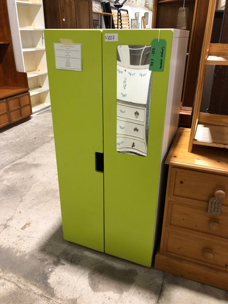 Compact Wardrobe - REF