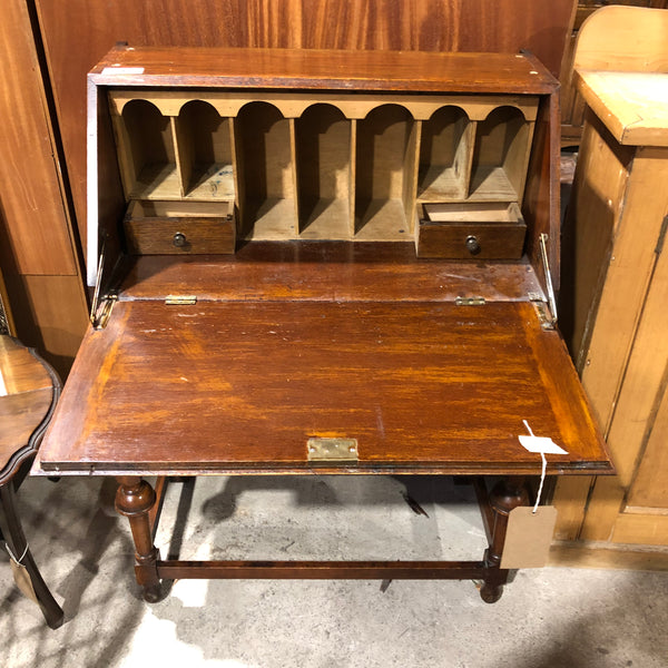 Vintage Bureau