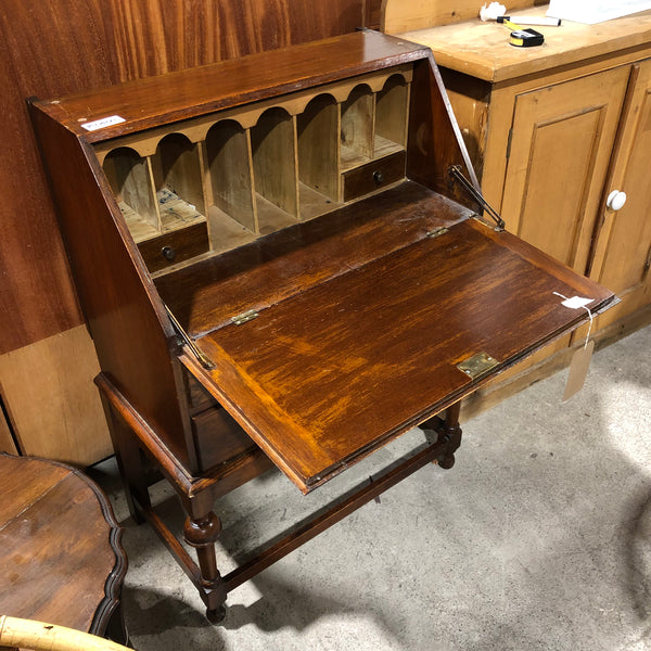 Vintage Bureau