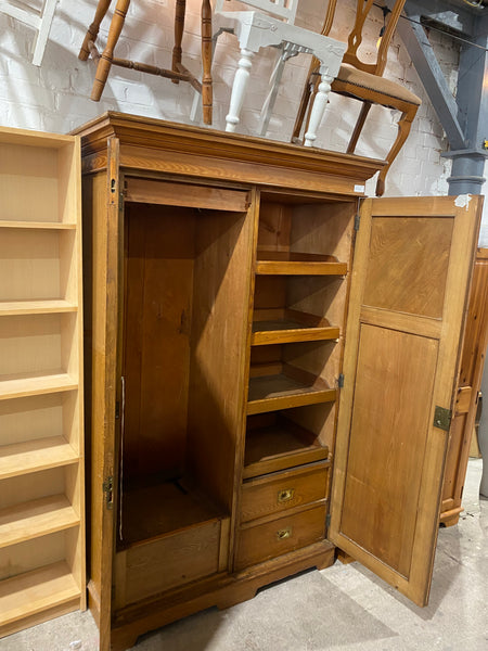 Antique Ash Compactum GHC
