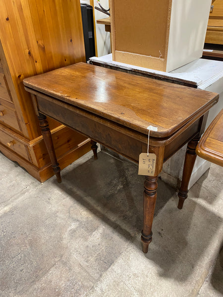 Mahogany swivel top table GHC
