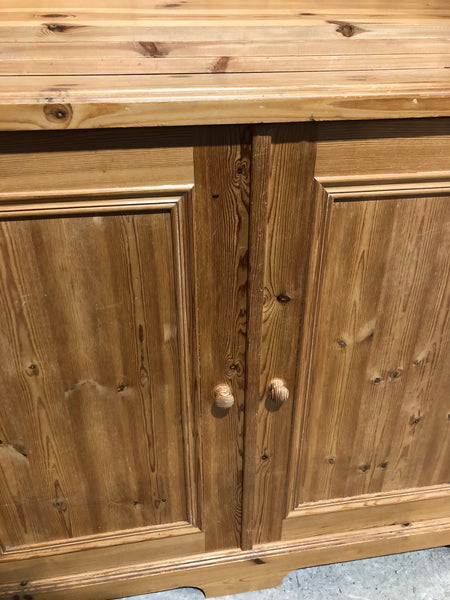 Solid pine dresser