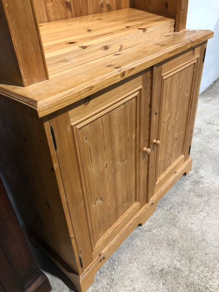 Solid pine dresser