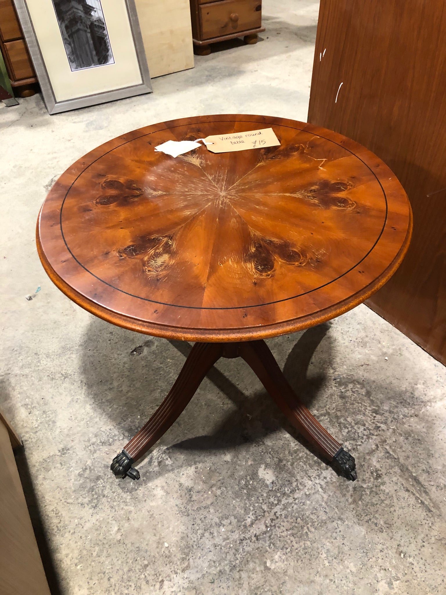 Round table