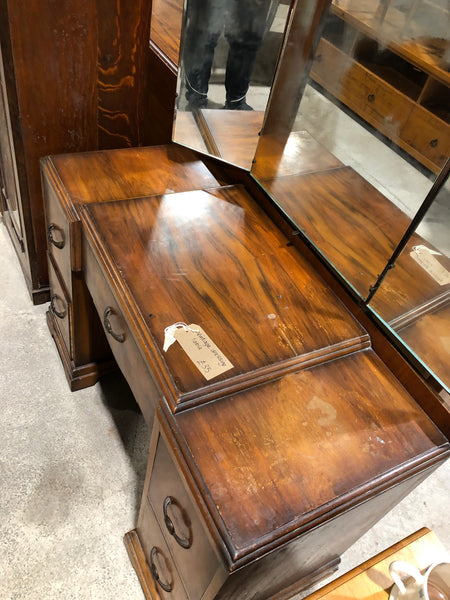 Vintage dressing table