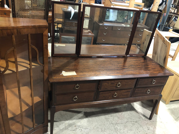 Stag Minstrel Dressing Table