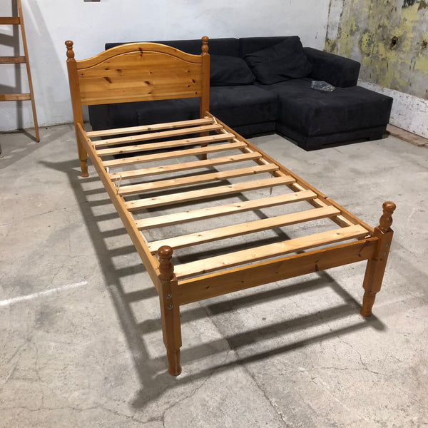 REF - Single Bed