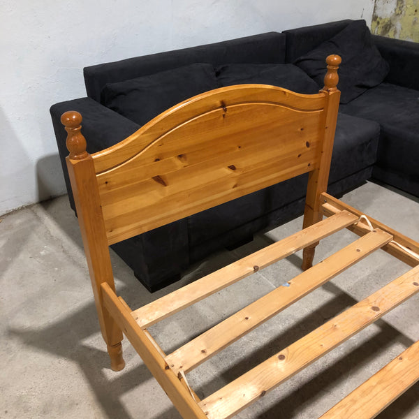 REF - Single Bed