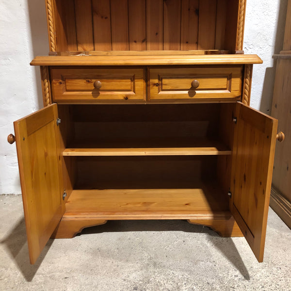 Pine Dresser