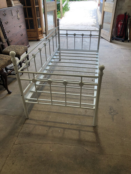 White single bed with side rail - REF